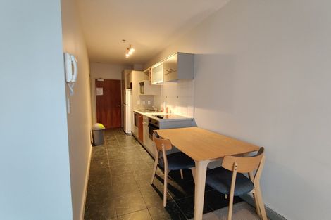 Photo of property in Atrium Towers, 1o/154 The Terrace, Wellington Central, Wellington, 6011