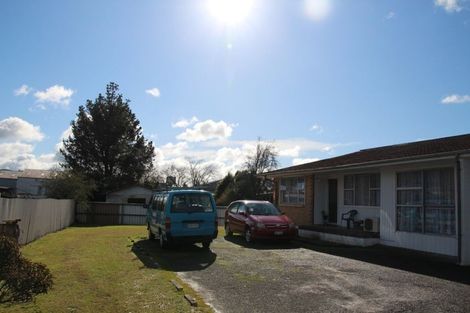 Photo of property in 22 Russell Road, Fairy Springs, Rotorua, 3015