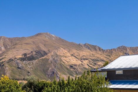 Photo of property in 6 Matai Road, Wanaka, 9305