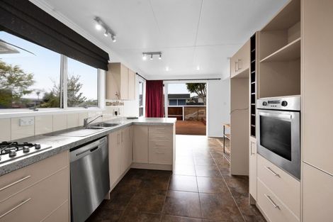 Photo of property in 3 Gardenia Avenue, Bell Block, New Plymouth, 4312