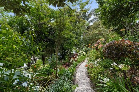 Photo of property in 114 Te Pamahue Drive, Whangamata, 3620