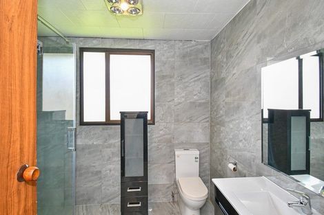 Photo of property in 2/30 Gifford Road, Papatoetoe, Auckland, 2025