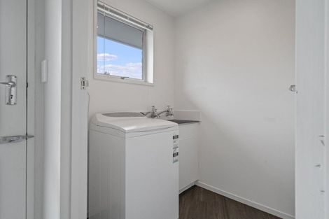 Photo of property in 46 Oakley Crescent, Hornby, Christchurch, 8042