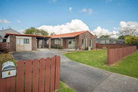 Photo of property in 6 Chichester Drive, Rosehill, Papakura, 2113