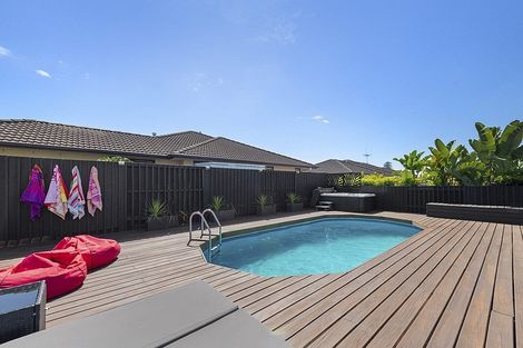 Photo of property in 47 Inverness Drive, Pyes Pa, Tauranga, 3112