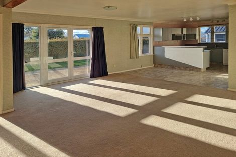 Photo of property in 28 Princess Street, Martinborough, 5711