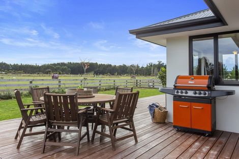 Photo of property in 174 Swamp Road, Loburn, Rangiora, 7472