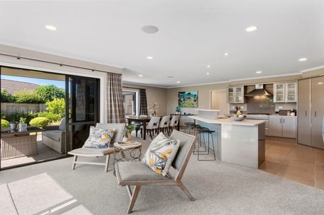 Photo of property in 5 Ohope Place, Papamoa Beach, Papamoa, 3118