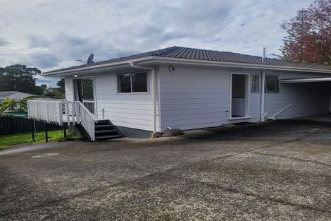 Photo of property in 2/13 Dolbear Street, Titirangi, Auckland, 0604