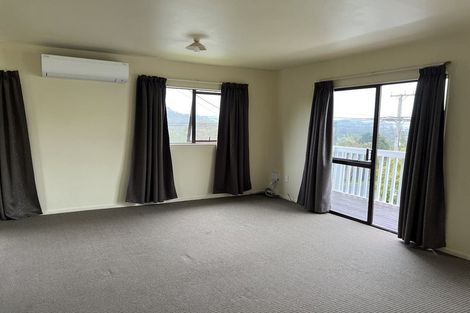 Photo of property in 2/17 Park Road, Glenfield, Auckland, 0629