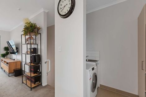 Photo of property in 5 Awamarino Way, Westgate, Auckland, 0614