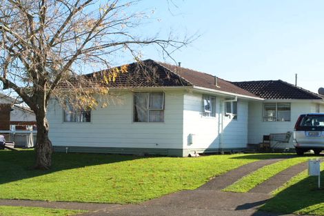 Photo of property in 53 Chadwick Crescent, Mangere East, Auckland, 2024
