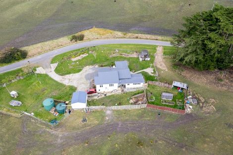 Photo of property in 147 Mangatuna Road, Weber, Dannevirke, 4970