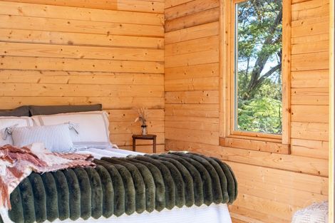 Photo of property in 15 Lancewood Lane, Pahi, Paparoa, 0571