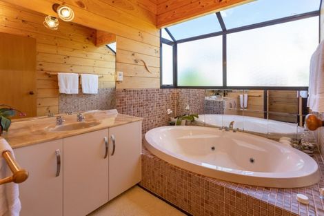 Photo of property in 200 Leighton Road, Whangamata, 3620