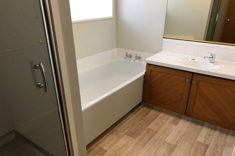 Photo of property in 1/9 Nortons Road, Avonhead, Christchurch, 8042