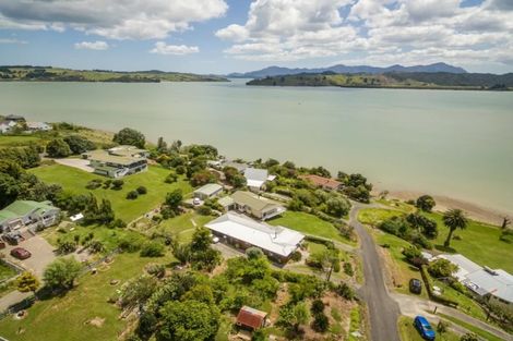 Photo of property in 2 Gundry Street, Rawene, Kaikohe, 0473