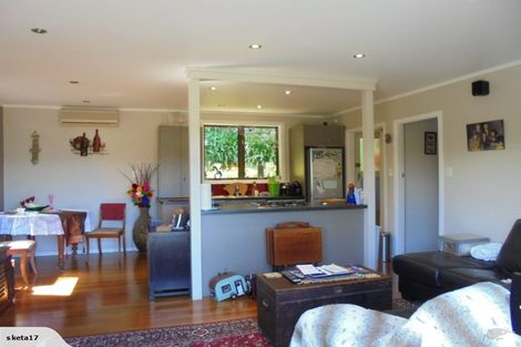 Photo of property in 32 John Street, Stokes Valley, Lower Hutt, 5019