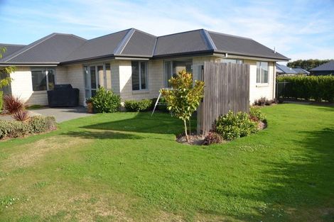 Photo of property in 10 Somerville Crescent, Aidanfield, Christchurch, 8025