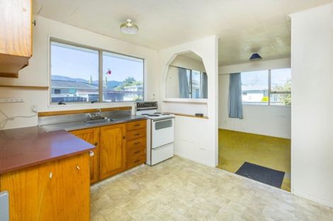 Photo of property in 23 Harvard Grove, Totara Park, Upper Hutt, 5018