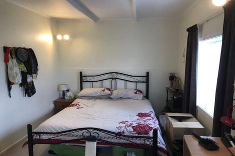 Photo of property in 73 Volga Street, Island Bay, Wellington, 6023