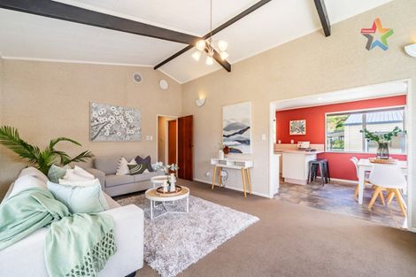 Photo of property in 25 Larchmont Grove, Totara Park, Upper Hutt, 5018