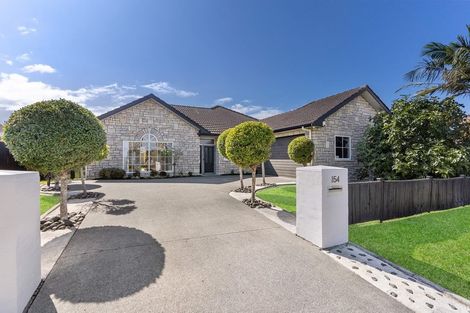 Photo of property in 154 Kilkenny Drive, East Tamaki Heights, Auckland, 2016