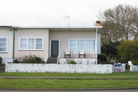 Photo of property in 130 Cambridge Street, Levin, 5510
