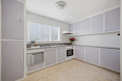 Photo of property in 20 Landsdowne Terrace, Cashmere, Christchurch, 8022