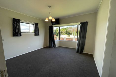 Photo of property in 23 List Street, Welbourn, New Plymouth, 4310