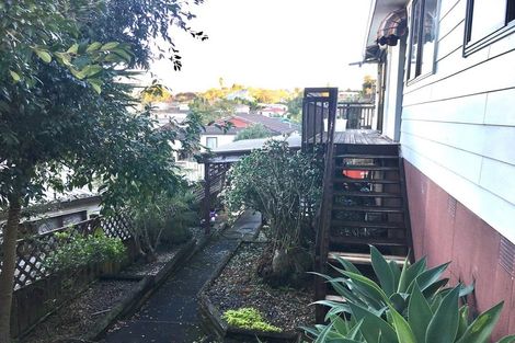 Photo of property in 84 Keegan Drive, Massey, Auckland, 0614