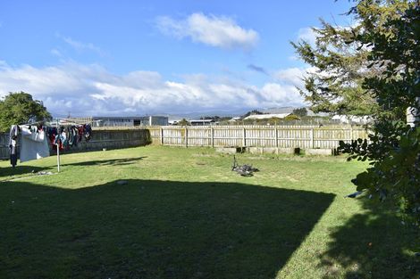 Photo of property in 10 Temuera Street, Otaki, 5512