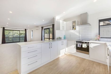 Photo of property in 99 Banks Street, Marfell, New Plymouth, 4310