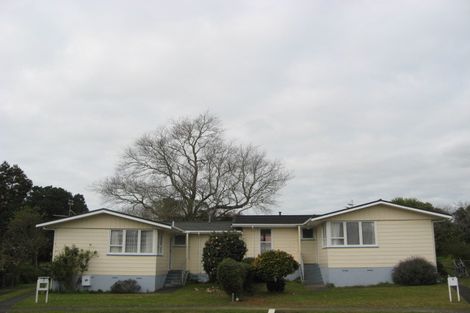 Photo of property in 7-8 Kirton Place, Westown, New Plymouth, 4310