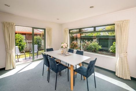 Photo of property in 2 Inverell Place, Waikanae, 5036