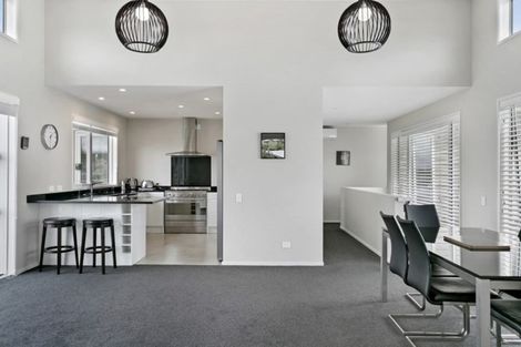 Photo of property in 3b Isobel Street, Acacia Bay, Taupo, 3330