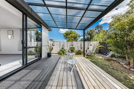 Photo of property in 42a Premier Avenue, Point Chevalier, Auckland, 1022