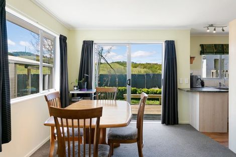 Photo of property in 24 Epping Place, Richmond Heights, Taupo, 3330