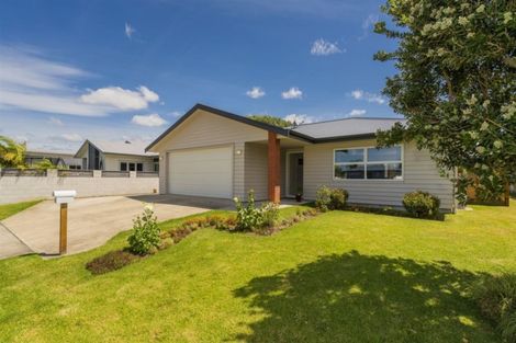 Photo of property in 21 Captain Wood Avenue, Whitianga, 3510