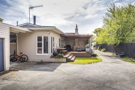 Photo of property in 266 Park Road, Hokowhitu, Palmerston North, 4410
