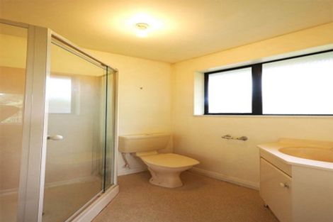 Photo of property in 2/10 Sefton Street, Belfast, Christchurch, 8051