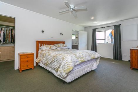 Photo of property in 5 Rewa Rewa Valley, Tairua, 3508