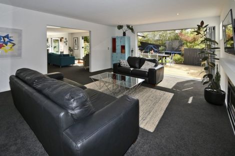 Photo of property in 3 Maurice Knowles Lane, Cashmere, Christchurch, 8022