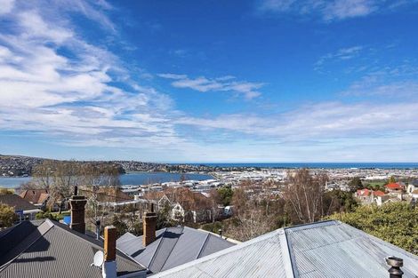 Photo of property in 73 Elm Row, Dunedin Central, Dunedin, 9016
