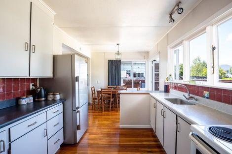 Photo of property in 305 Frankley Road, Ferndale, New Plymouth, 4310