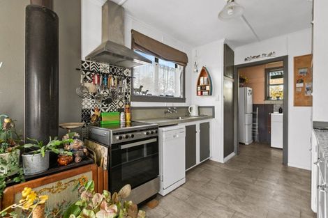 Photo of property in 30 Churchill Street, Waipukurau, 4200