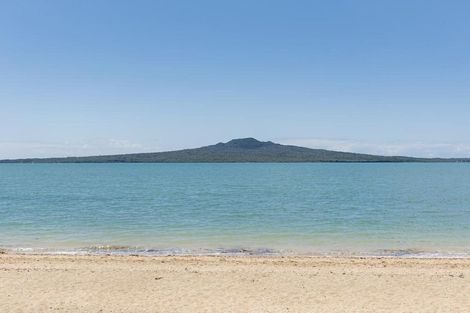 Photo of property in 2/1 Rata Road, Devonport, Auckland, 0624