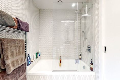 Photo of property in 11 Danube Street, Island Bay, Wellington, 6023