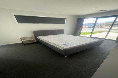 Photo of property in 69 Shepherd Road, Jacks Point, Queenstown, 9371