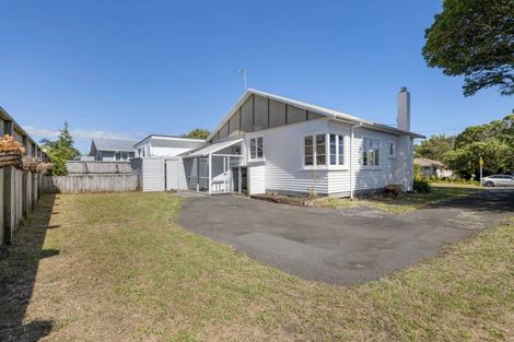Photo of property in 63 Brois Street, Frankleigh Park, New Plymouth, 4310